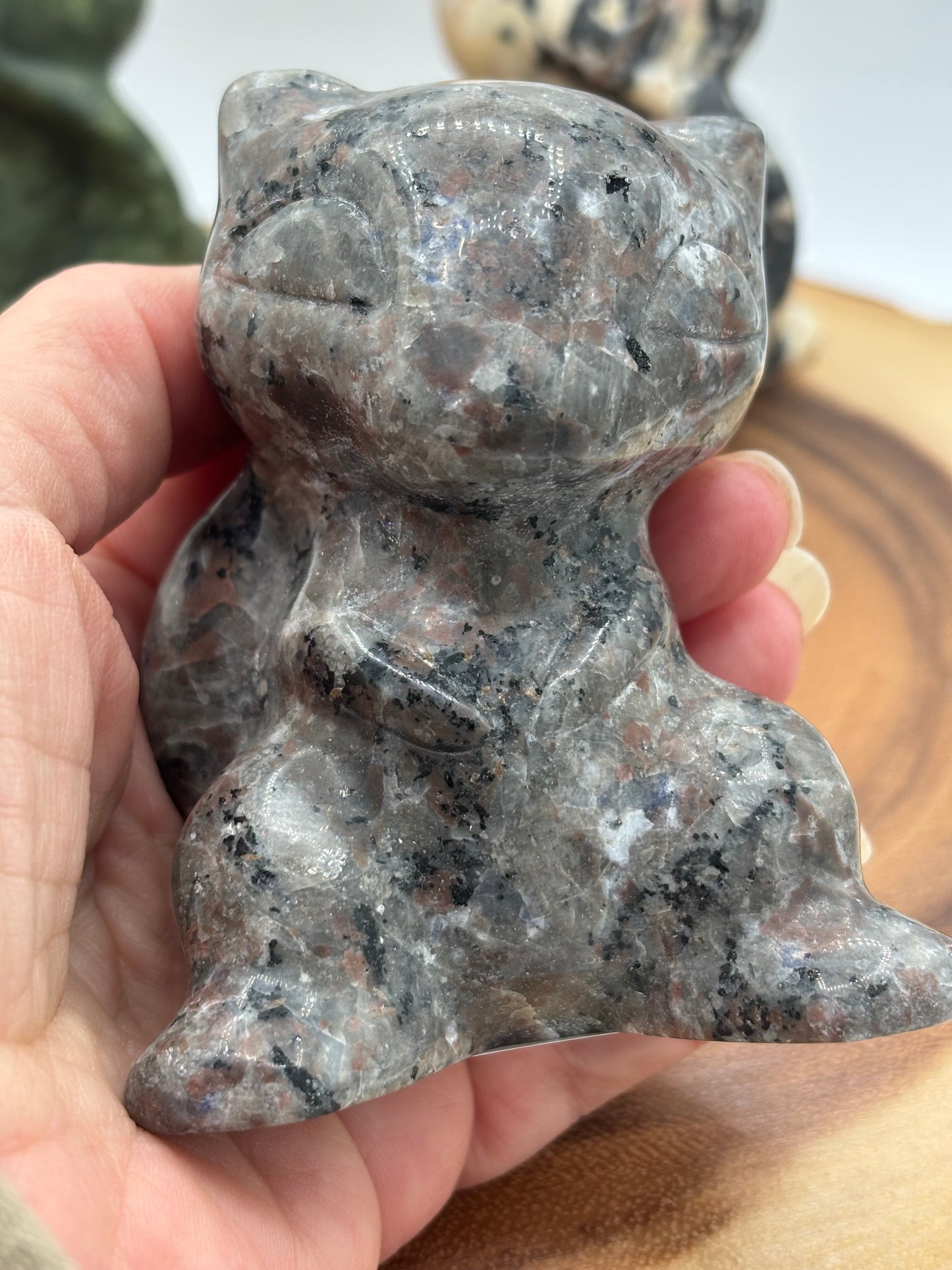 Mew Type Video Game Character Carving