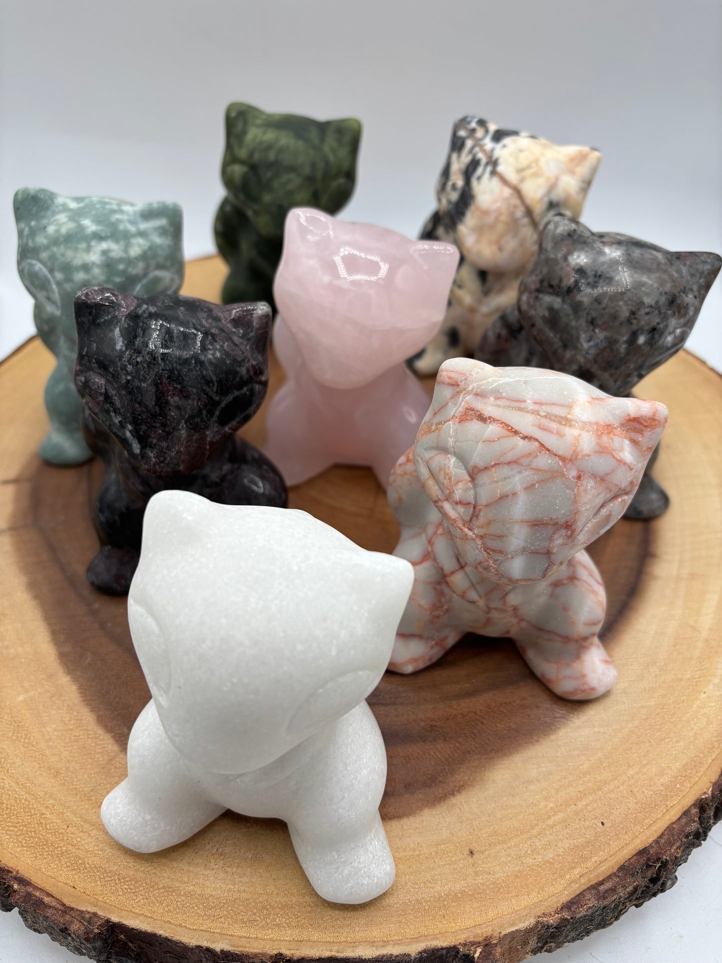Mew Type Video Game Character Carving